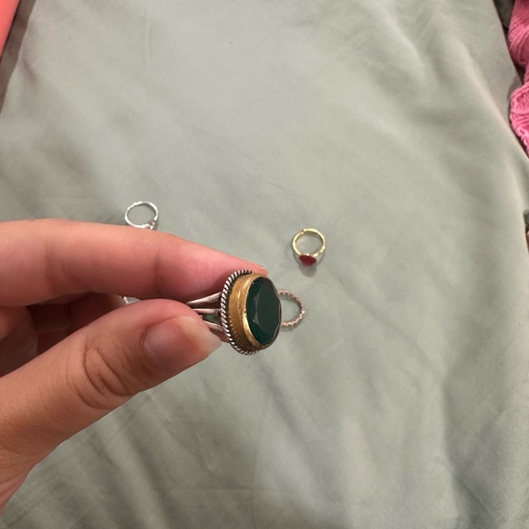 Various Rings - Picture 8 of 11